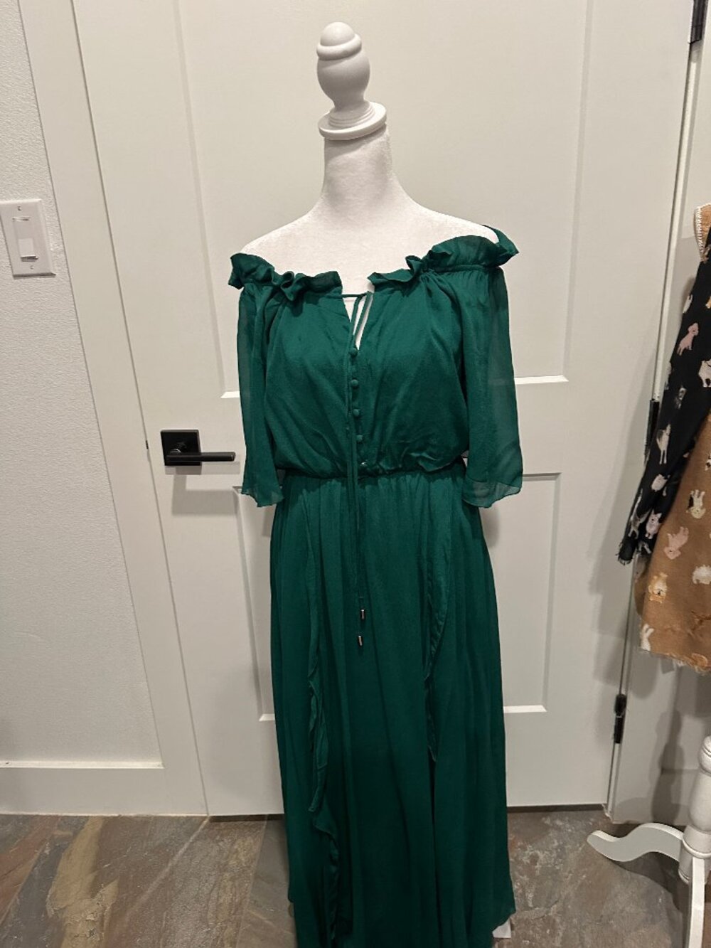 Bella & Bloom Ruffled Midi Dress Green Size Small